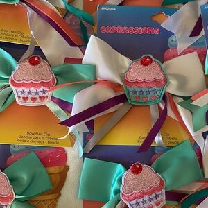 Fancy hair bows for girls. Nice party favors